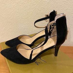 Thalia Sodi heels